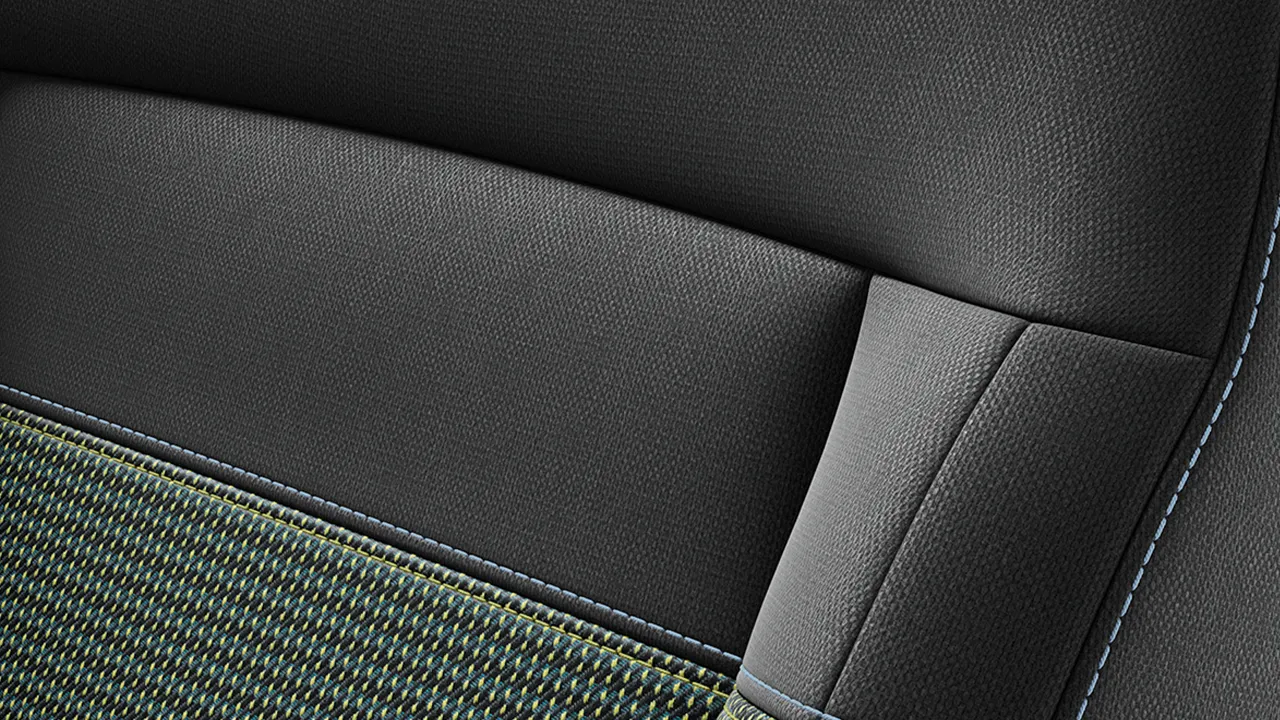 A ftisztán elektromos fekete MINI Aceman részletes nézete