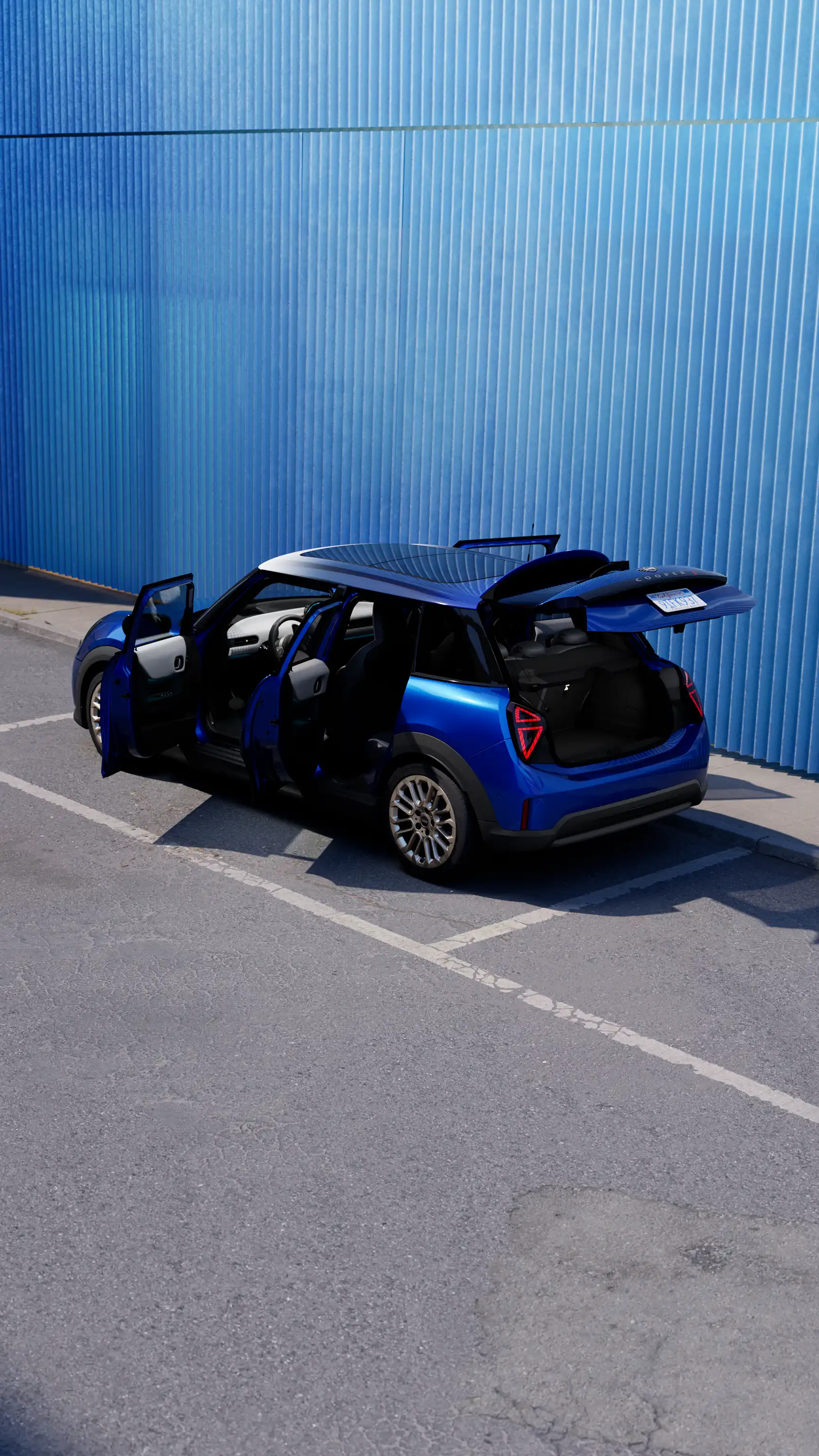 5 ajtós MINI Cooper - Nyitott ajtók