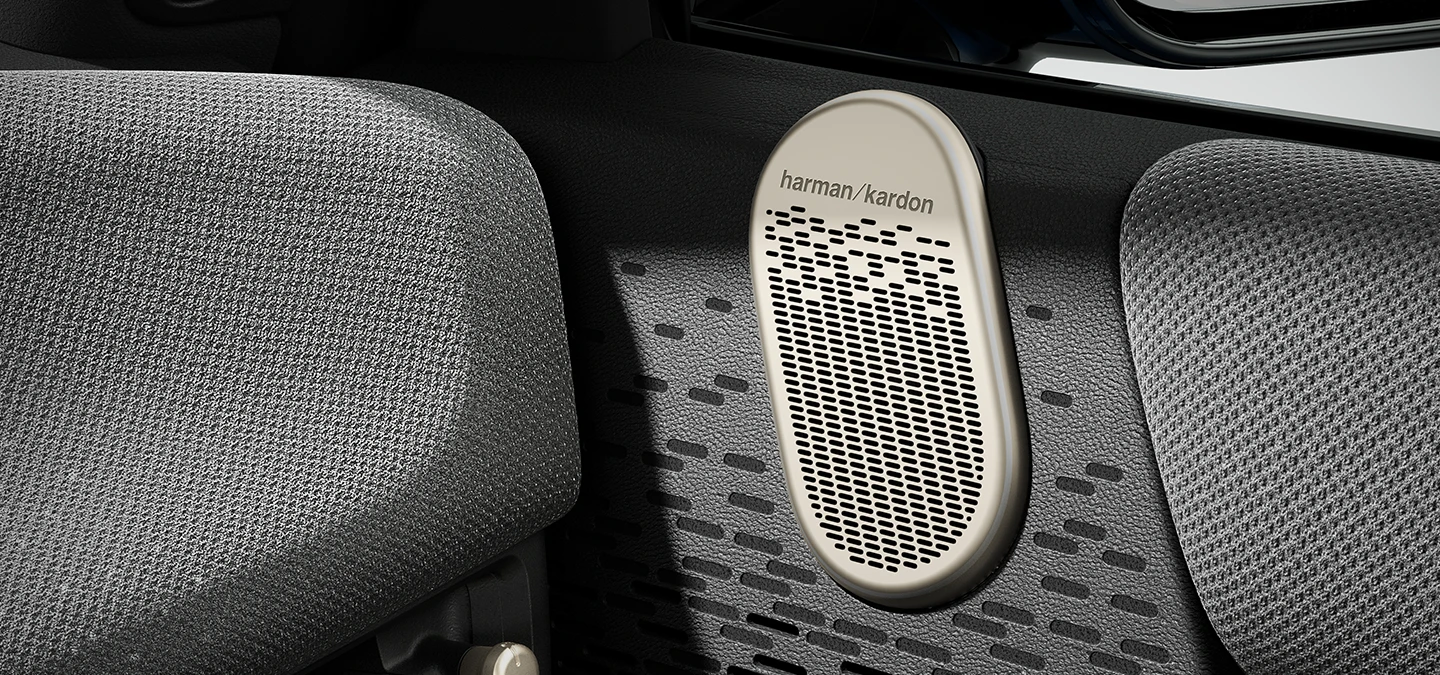 A MINI Harman Kardon Surround Sound hangrendszer közelről.