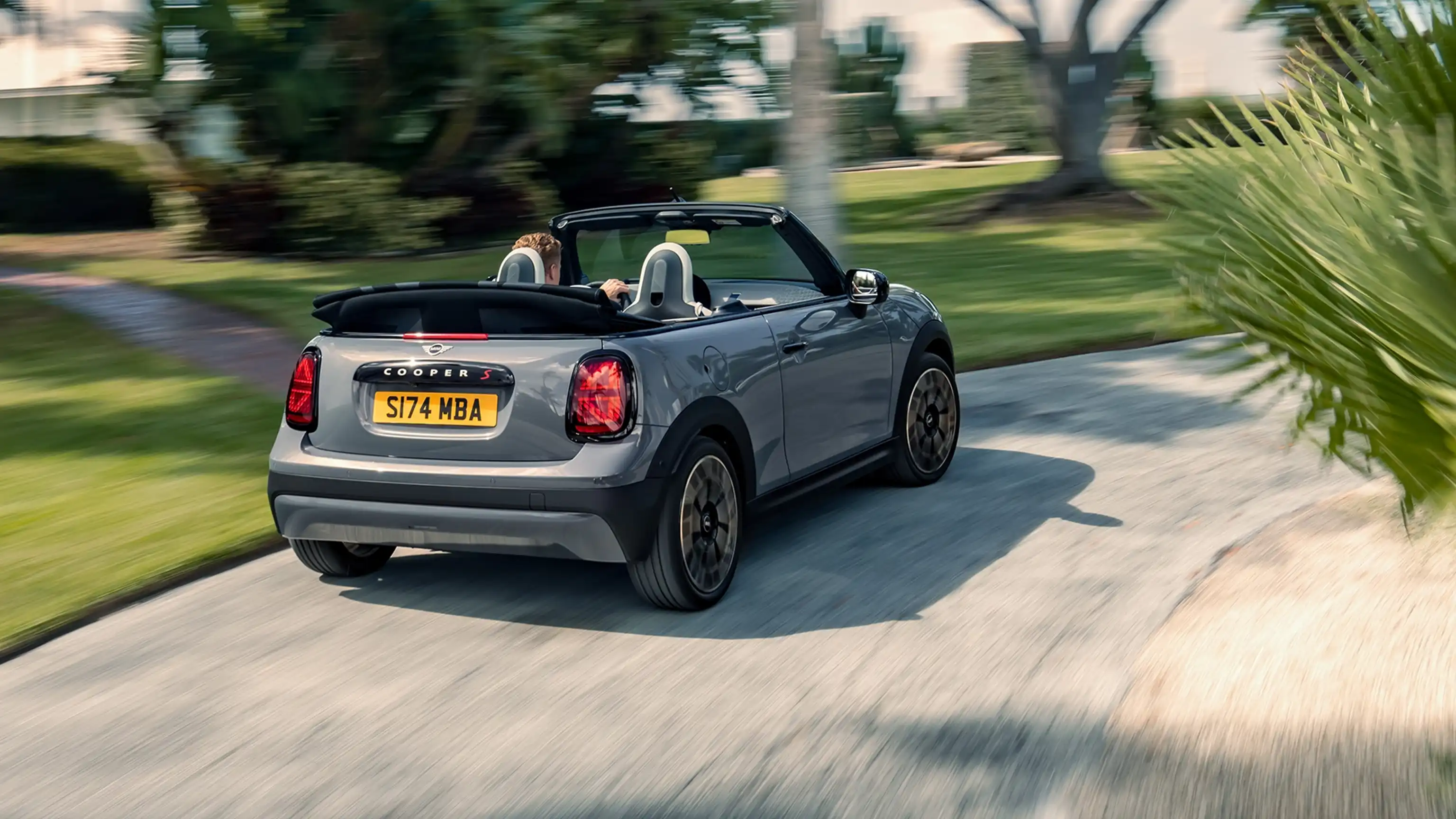 MINI Cooper Cabrio – áttekintés – oldalnézet