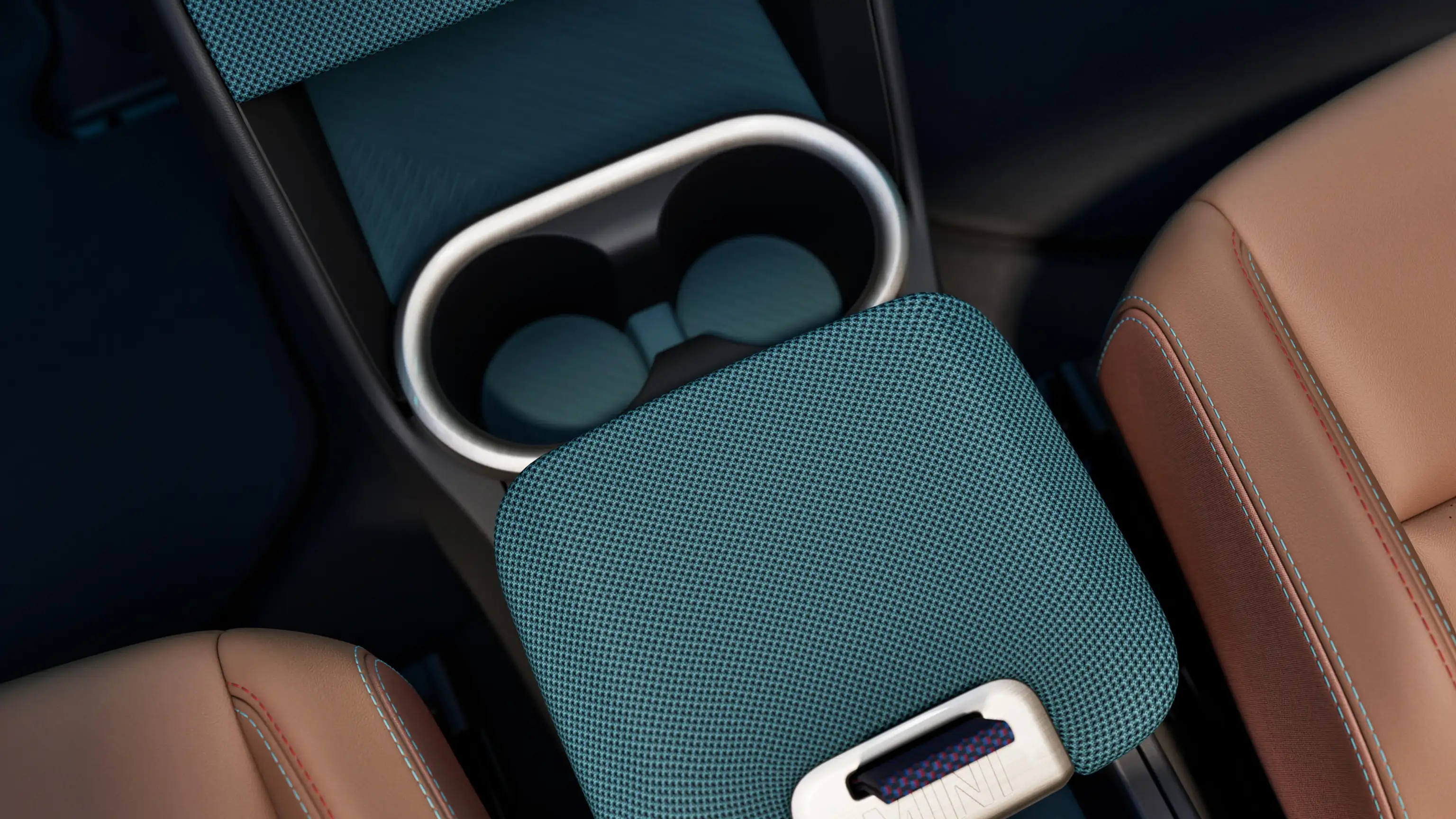 A tisztán elektromos MINI Countryman műszerfala felülnézetből