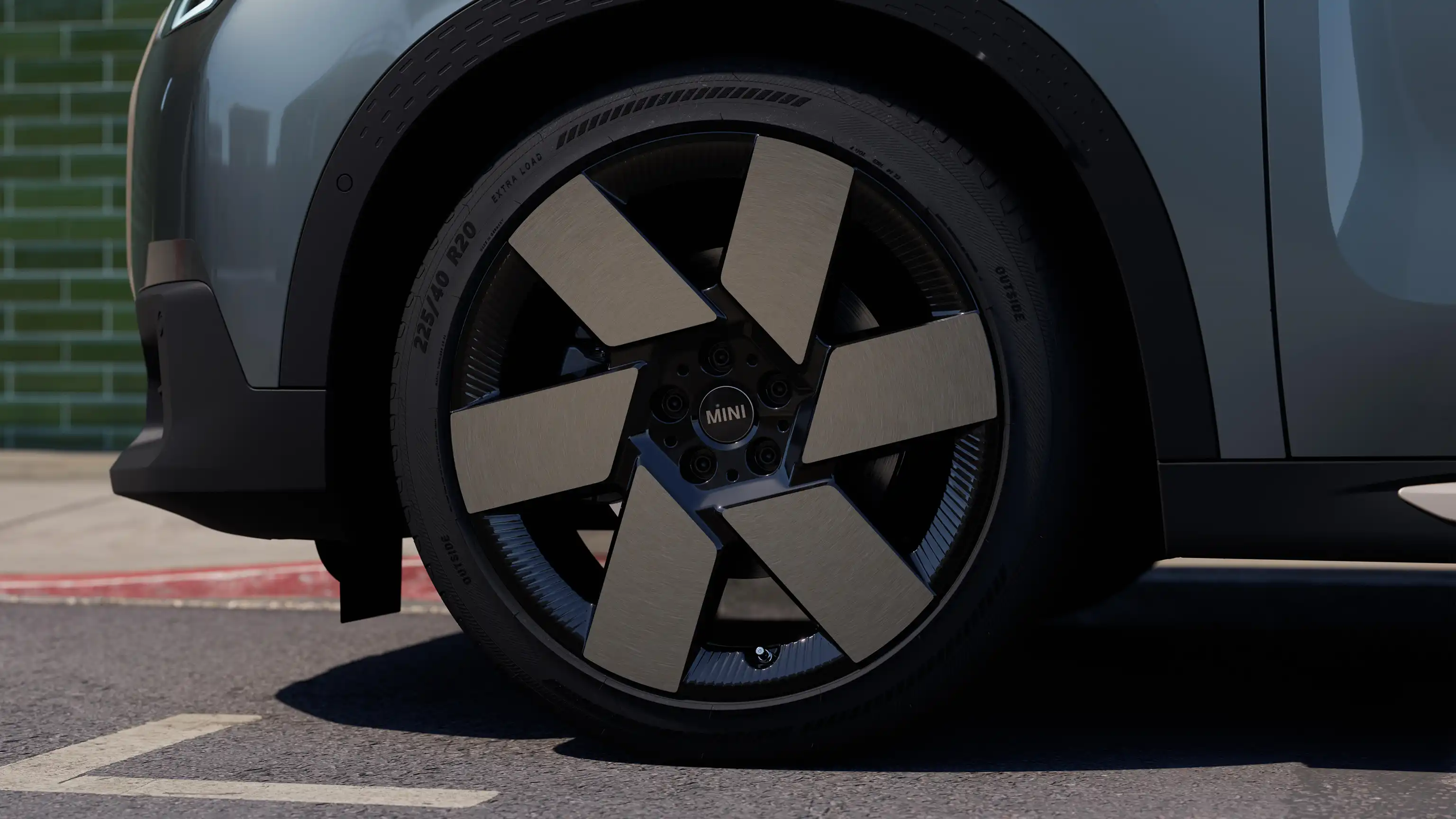 Elektromos MINI Countryman - Kerekek, videó