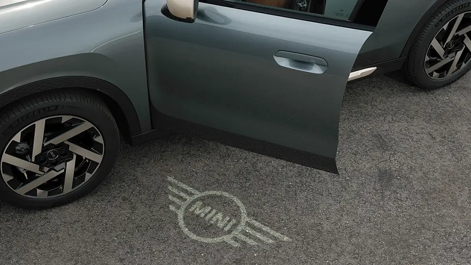 MINI Countryman - külső - üdvözlőfény