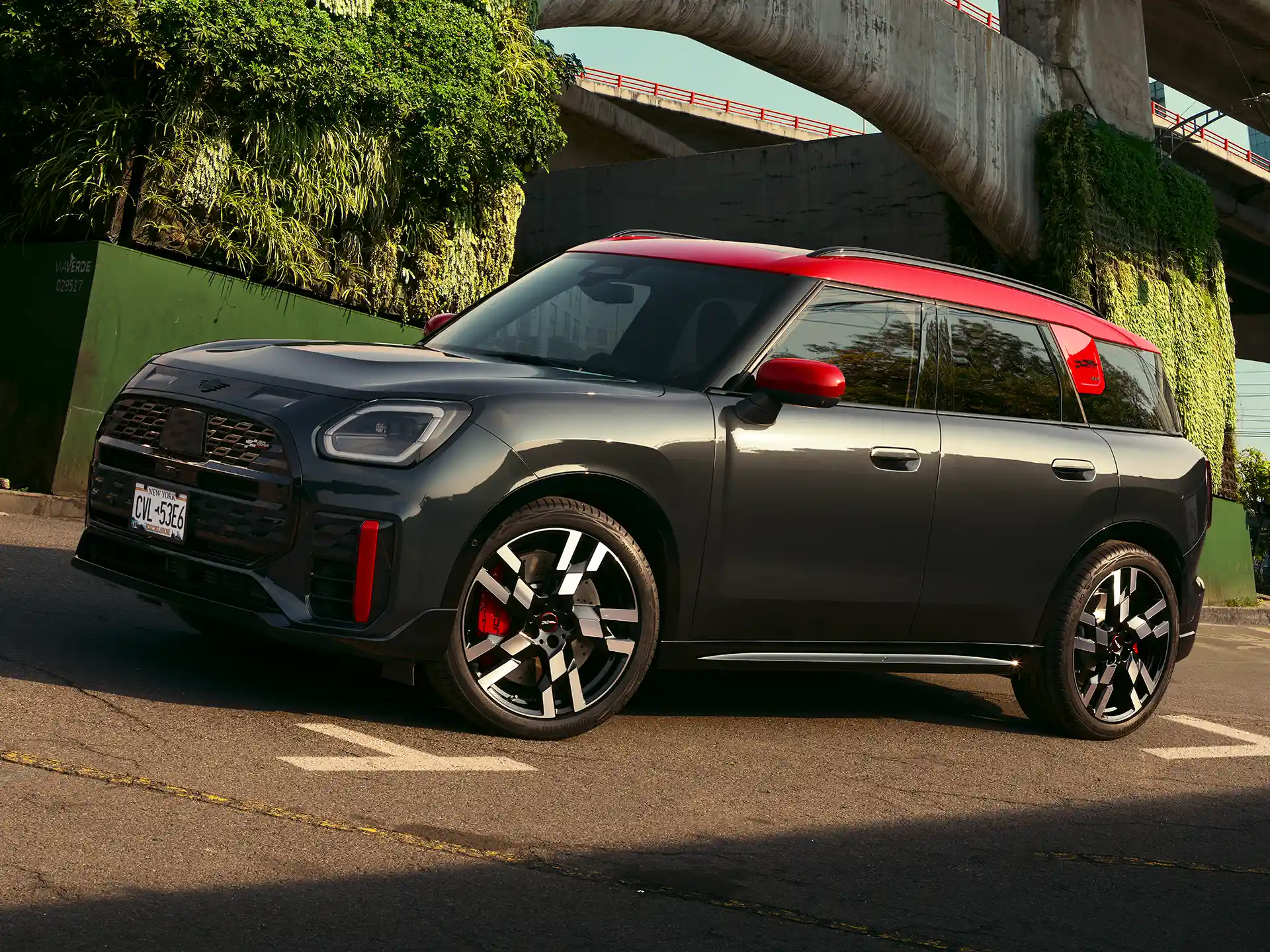 MINI John Cooper Works - U25 JCW Oldalnézet