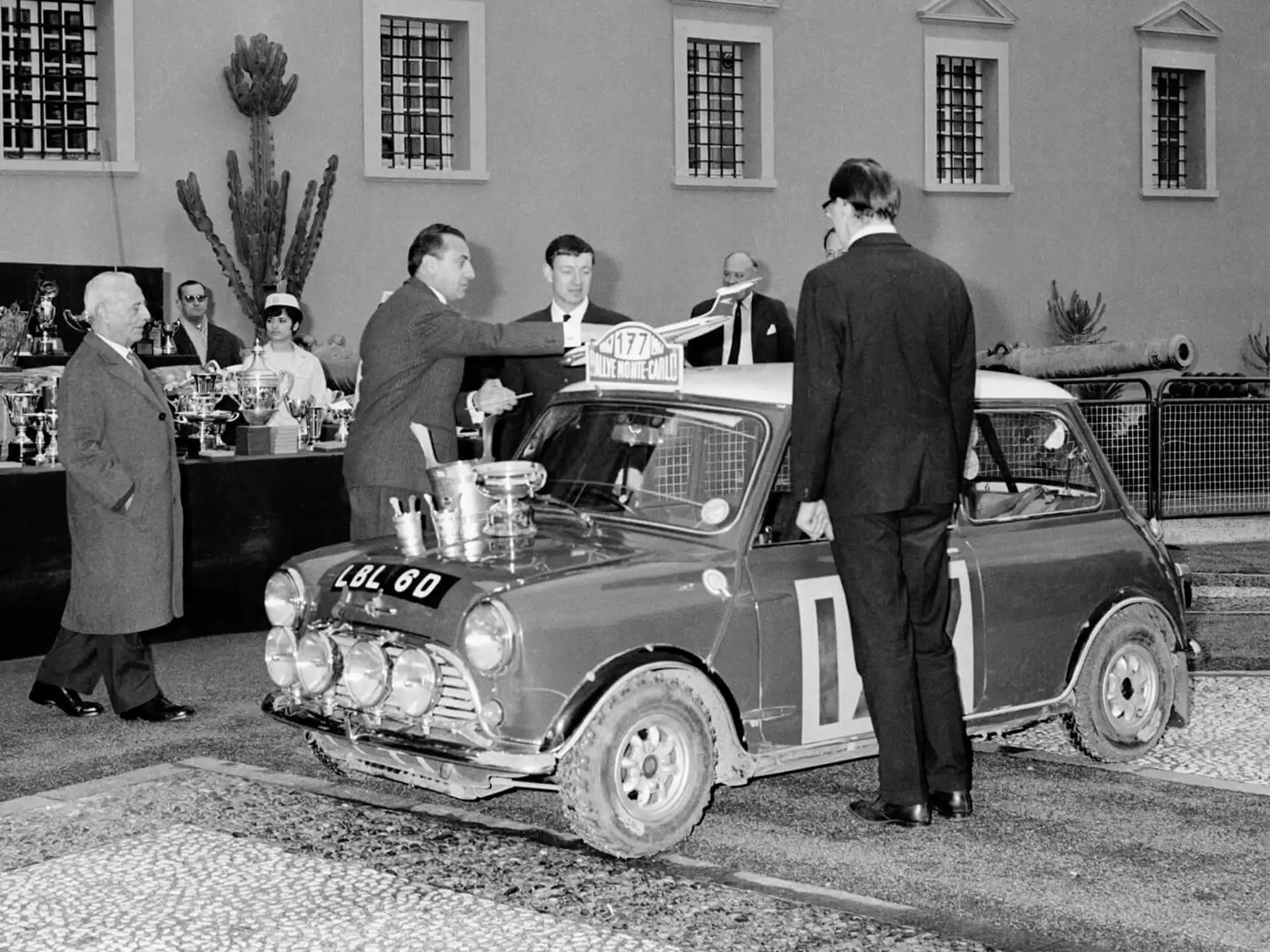 MINI John Cooper Works - Mini serleg
