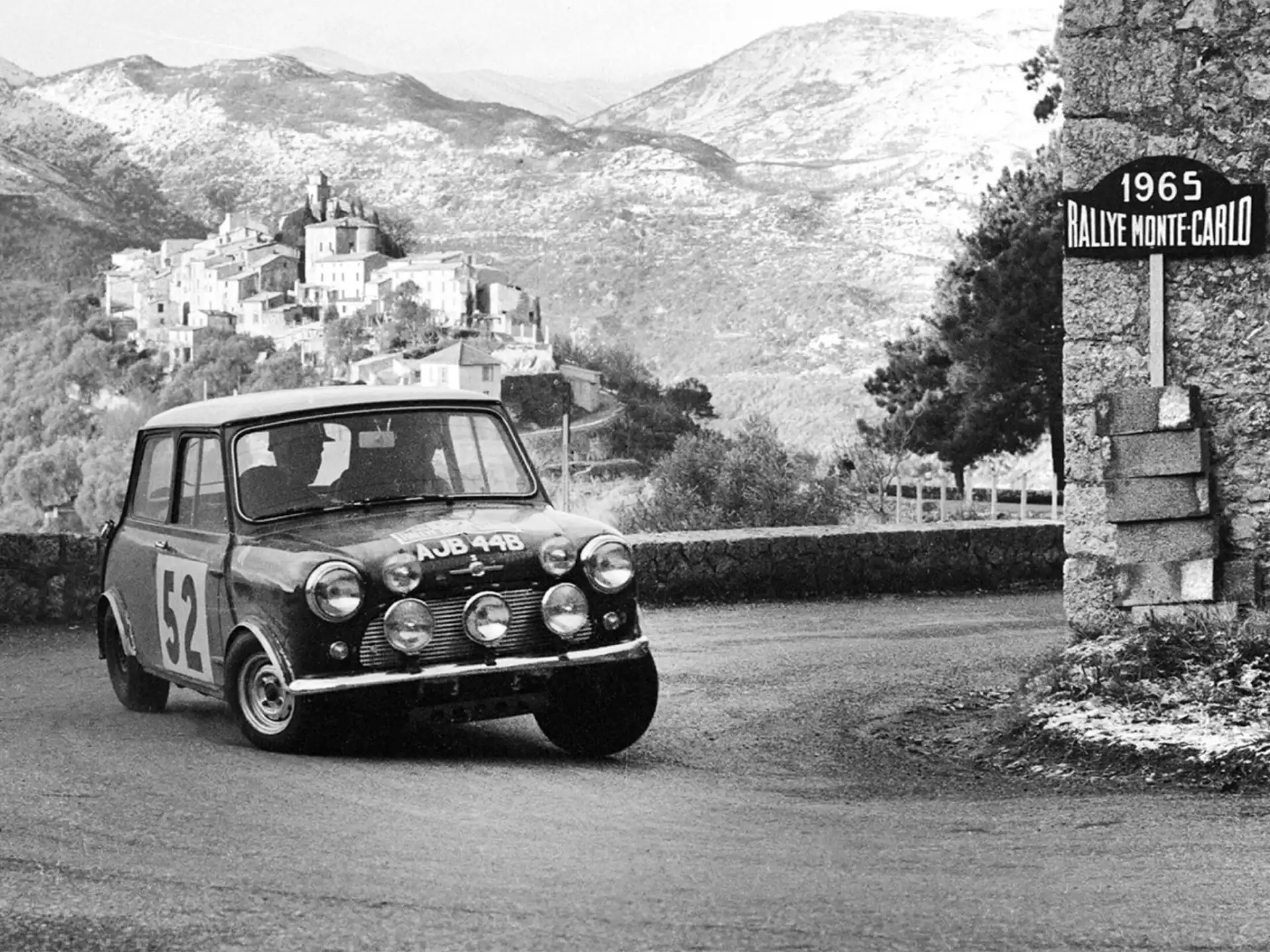 MINI John Cooper Works - Mini versenyben
