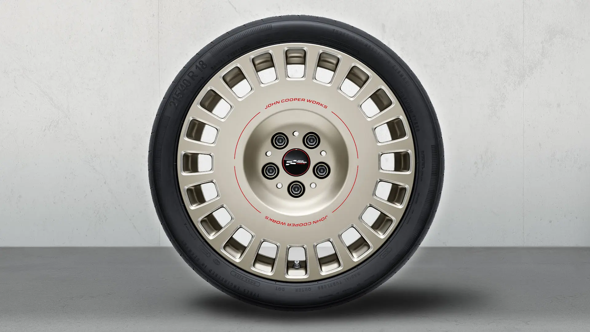 18" JCW Rallye Spoke 992 könnyűfém keréktárcsa, kétszínű (Vibrant Silver, polírozott), komplett nyári kerékkészlet részeként