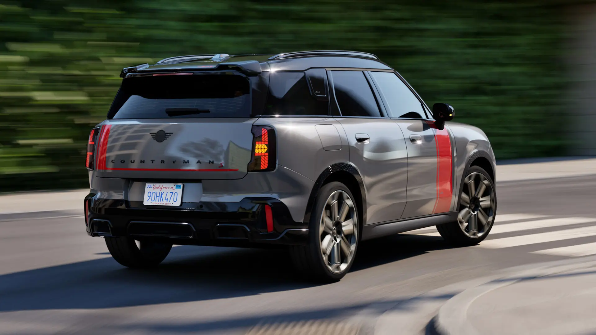 Egy kanyarban haladó MINI Countryman