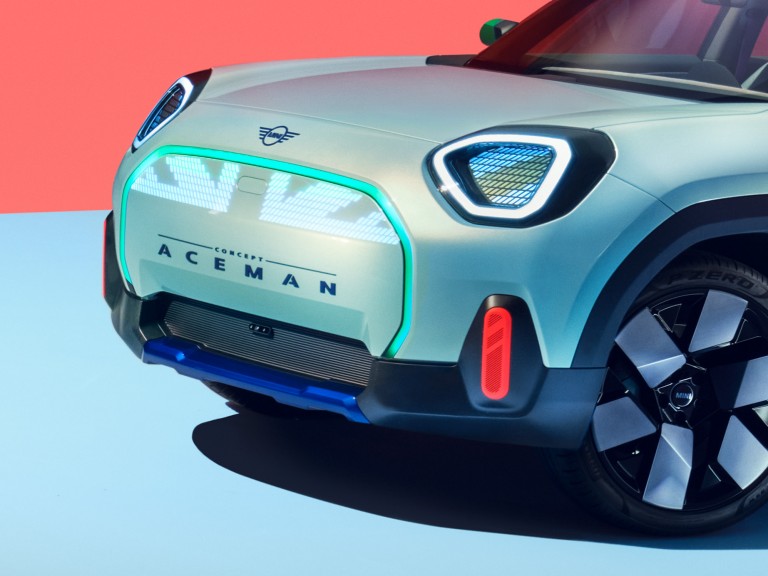 mini concept - aceman - külső - elöl nézet