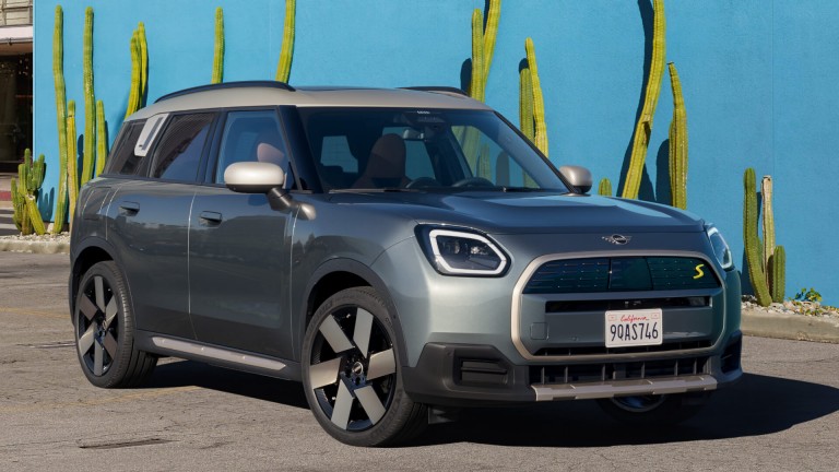 MINI Financial Services - Biztosítás - készletkereső