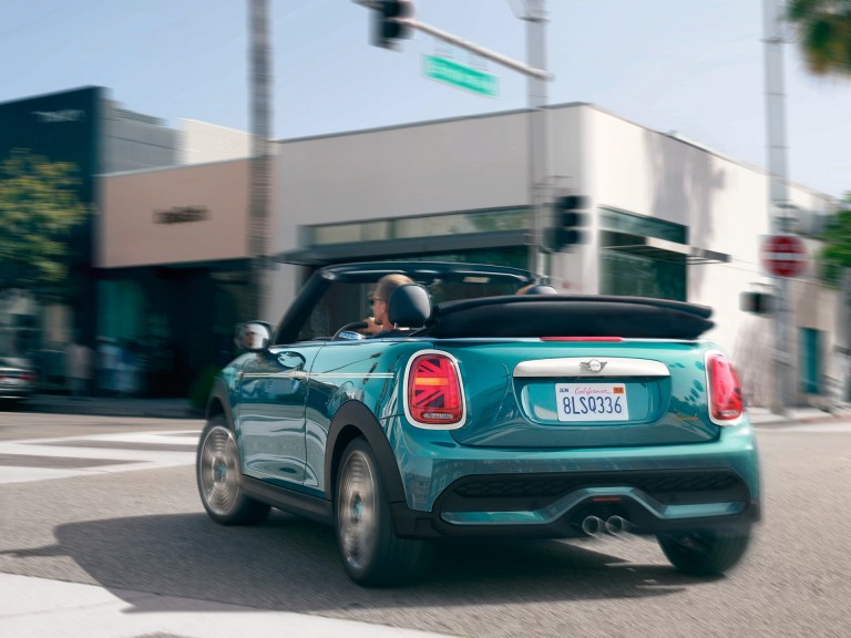 MINI Cabrio – Seaside Edition – Választék