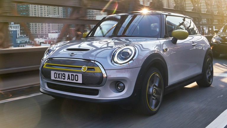 MINI Fenntarthatóság – A MINI elektromos története – az első tisztán elektromos MINI Cooper SE 2020-ban