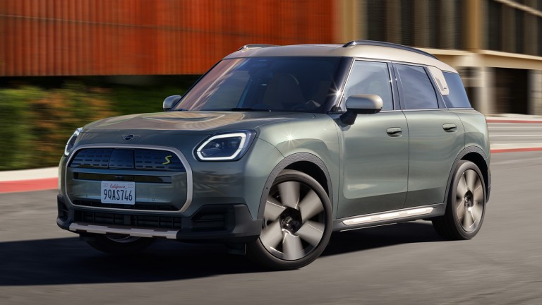 Tisztán elektromos MINI Countryman - mozaik - driving experience