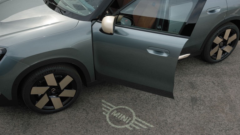 Elektromos MINI Countryman - Digitális élmény - Digital Key Plus