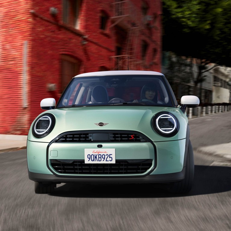 MINI Cooper 3 ajtós - mozaik - külső