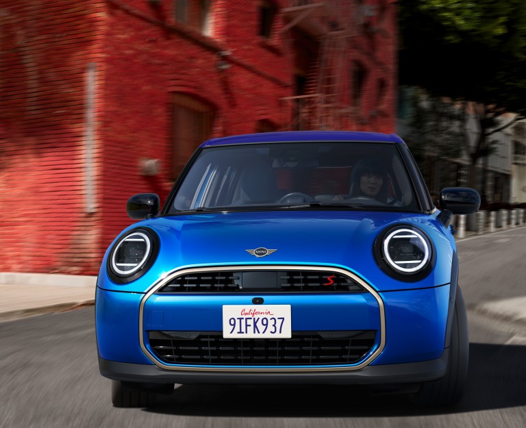MINI Cooper 5 ajtós – külső – különlegességek