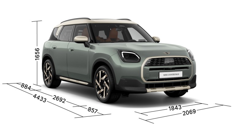 MINI Countryman – méretek – háromnegyedes nézet